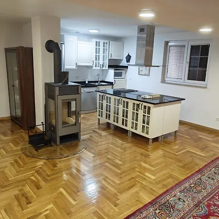 Saraj Collection Aircondition