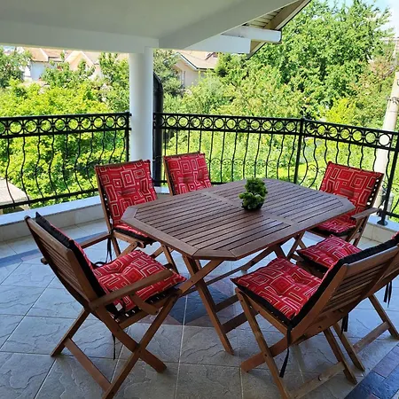 Saraj Collection Aircondition Apartman *