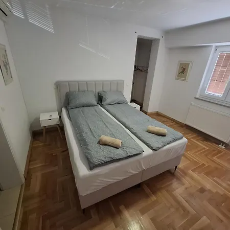 Saraj Collection Aircondition Apartmán *